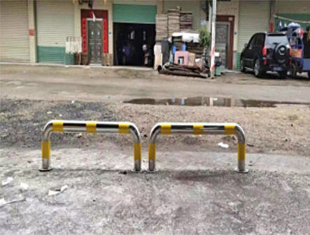 車位擋輪座
