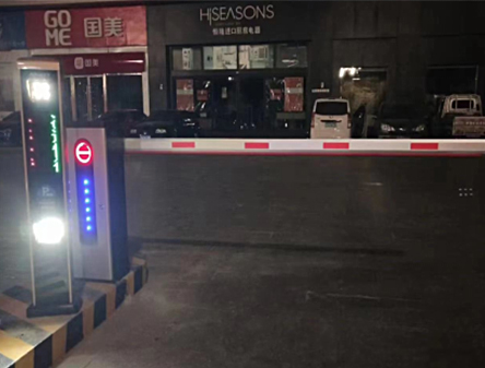車牌識別道闡